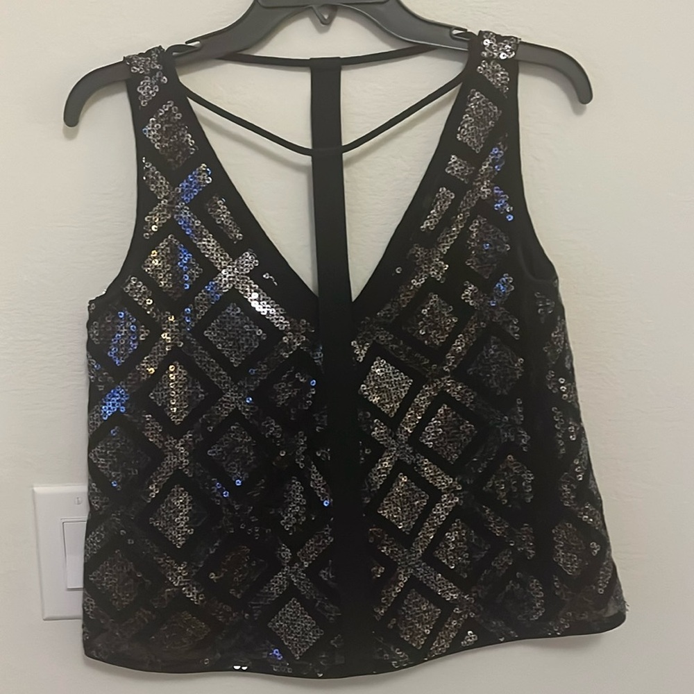bcbg maxAzaria sequin sparkly top size: xs crop silver black